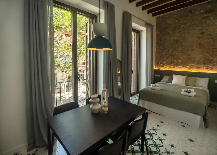 Luxe Lofts Апартаменти