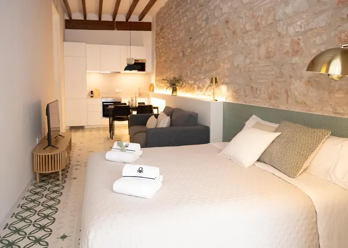 Апартаменти Luxe Lofts *