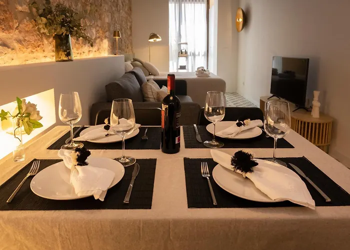 Luxe Lofts * دينايا